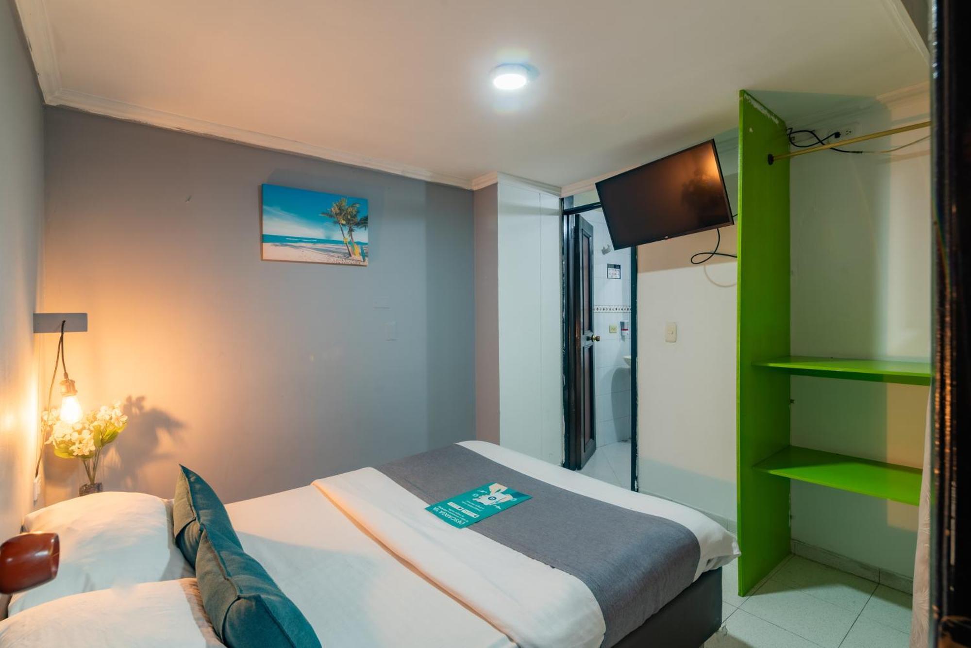 Hotel Elegant Suite — Photos 1